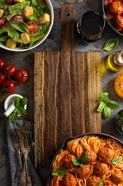 Výber jedál na stole